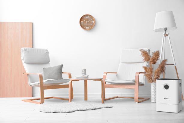 Boneco W200 Luftbefeuchter Luftwäscher mit 2 Betriebsstufen für effiziente Luftbefeuchtung und Duftstoffbehälter.