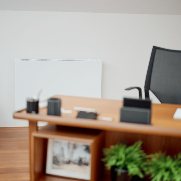 Hochwertiger ecoheat Hybrid 1400 Heizkörper mit Infrarot- und Konvektionsheizung, ideal für Räume bis 10 m².