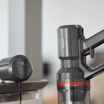 ecoQ CleanVac Pro Complete: kabelloser Staubsauger mit HEPA-Filter und 2-in-1 Funktion, ultra-leichtes Design.