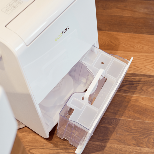 ecoQ DryAir 35L Energy Saver in weiss, Mobile Luftentfeuchter für Räume bis 85 m² mit Hygrostat und Wäschetrocknerfunktion.