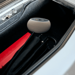 ecoQ MiniDry Luftentfeuchter mit granulatbasierter Technologie, geeignet für kleine Räume wie Autos und Schränke.