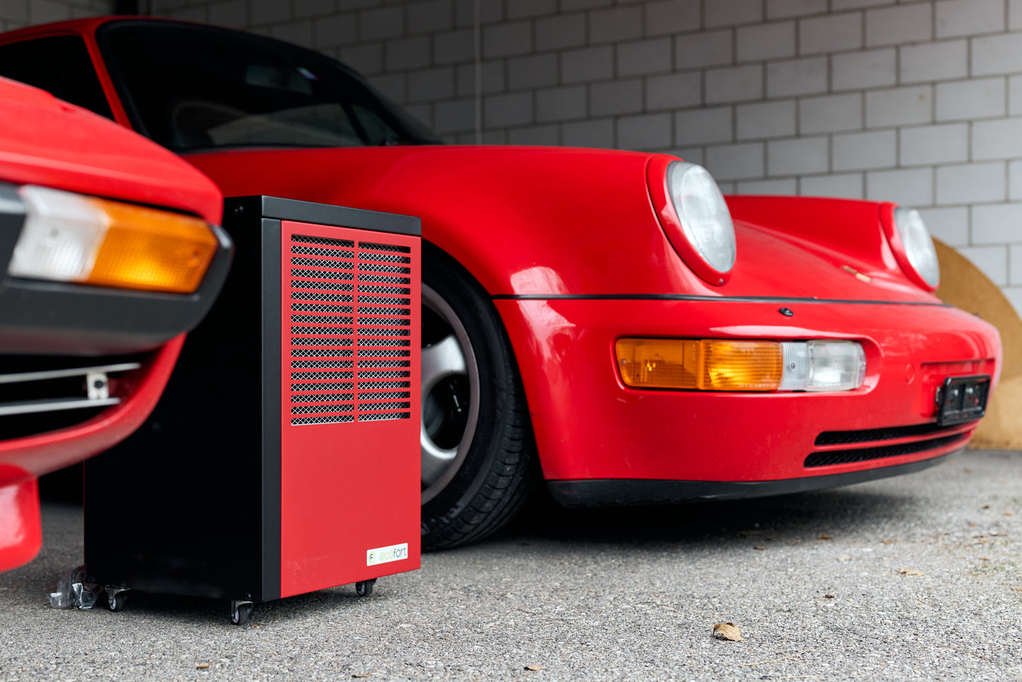 ecodry Neptun in Ruby Red, mobiler Luftentfeuchter mit Hygrostat-Steuerung für bis zu 135 m².