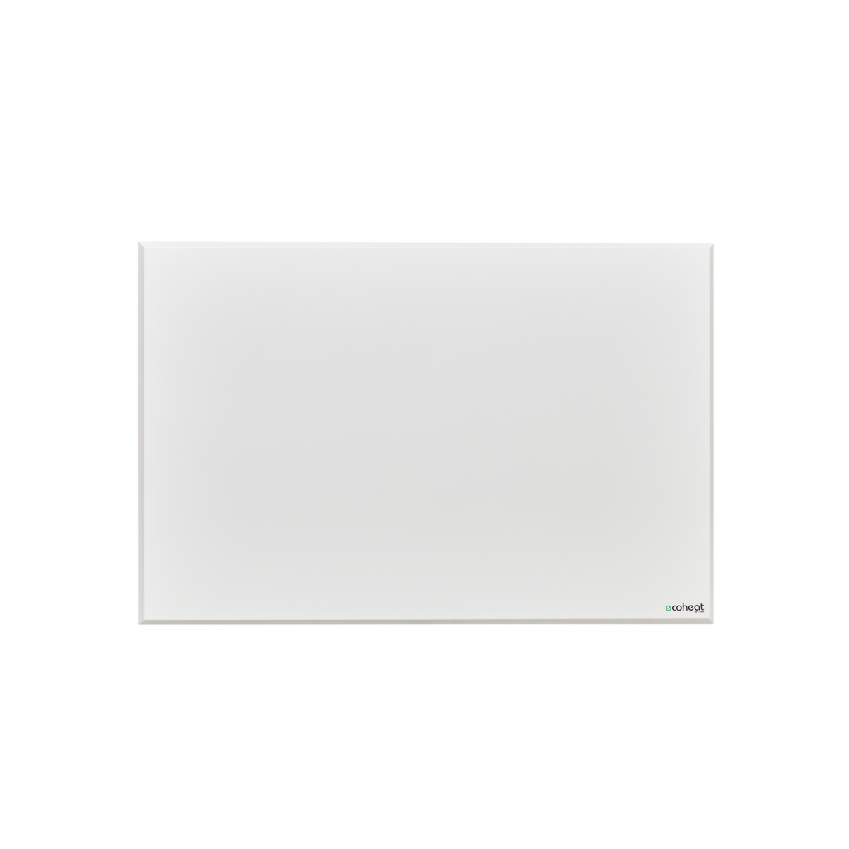 ecoheat Classic 700 Infrarot-Heizpanel in metallischer Oberfläche an der Wand montiert, effizient zum Heizen von 8 m².