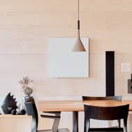 ecoheat Vitrea 370 kombiniert moderne Infrarottechnik mit satiniertem Sicherheitsglas – elegant, langlebig und flexibel montierbar.