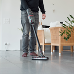 Kabelloser ecoQ CleanVac Pro Staubsauger mit 2-in-1 Hand- und Bodenfunktion sowie akkubetriebener True HEPA-Filtertechnologie.