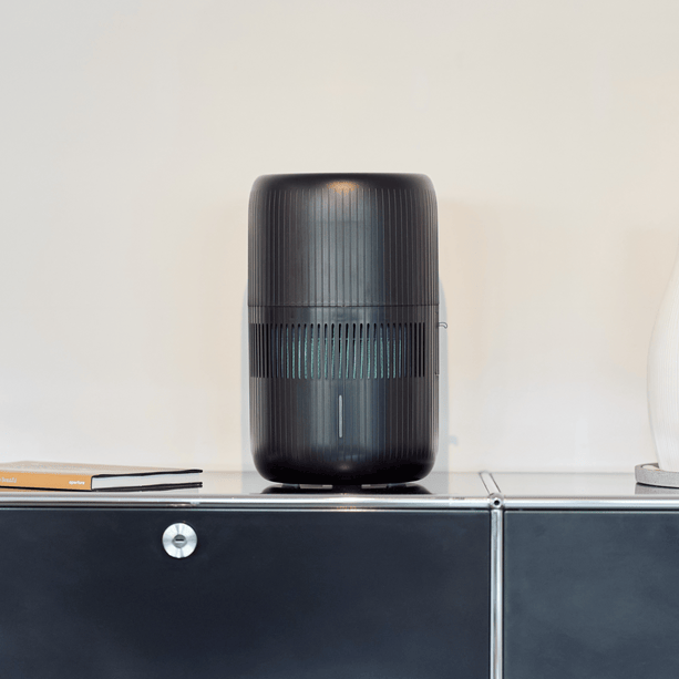 ecoQ HumidAir E600+ Black: Grosse Leistung, leiser Betrieb & WLAN-Steuerung für optimale Luftqualität.