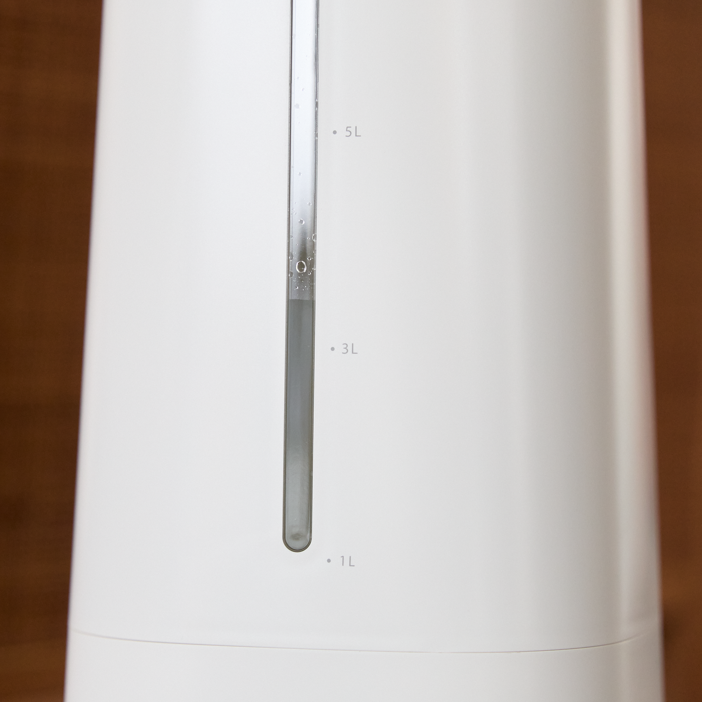 ecoQ HumidAir U500 – 70 cm Tower-Ultraschallbefeuchter für Wohnräume.