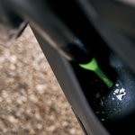 Gtech Multi TE kabelloser Staubsauger mit auswechselbarem Li-Ion-Akku und waschbarem Dauerfilter.