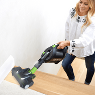 Das Gtech Pro Bag 2 K9 ist ein kabelloser Staubsauger mit 2 Saugstufen und 2000 mAh Akkukapazität.