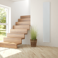 ZenSwiss Deluxe Infrarotpanel 400W in Matt Weiss, 30 x 170 cm, flaches Design für elegante Raumgestaltung.