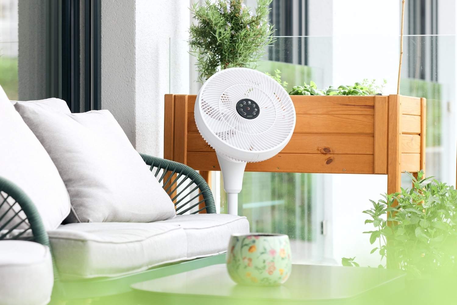 ecoQ SilentAir Uno - der leise erfrischende Ventilator für heisse Sommertage